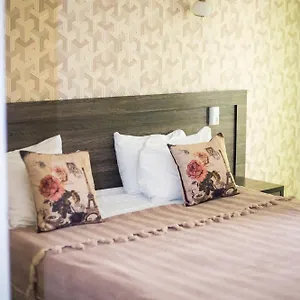 Otel Golden Palace, Almatı